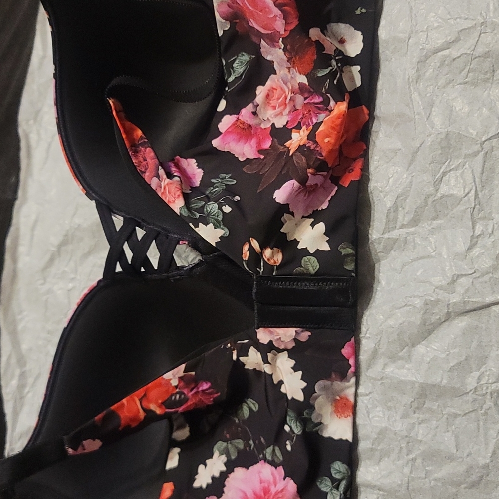 TORRID CURVE COLLECTION PUSH-UP PLUNGE BRA: BLACK/FLORAL: NWT: SZ 42D - Picture 5 of 5